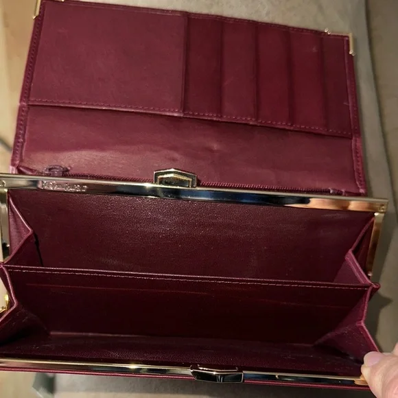 Yves Saint Laurent Soft Calfskin Monogrammed Burgundy Leather Wallet EUC - Picture 7 of 7
